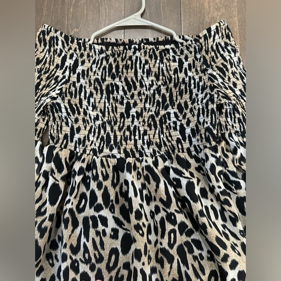 Boston Proper Smocked Embellished Off Shoulder Leopard Dress Size S - Picture 4 of 7